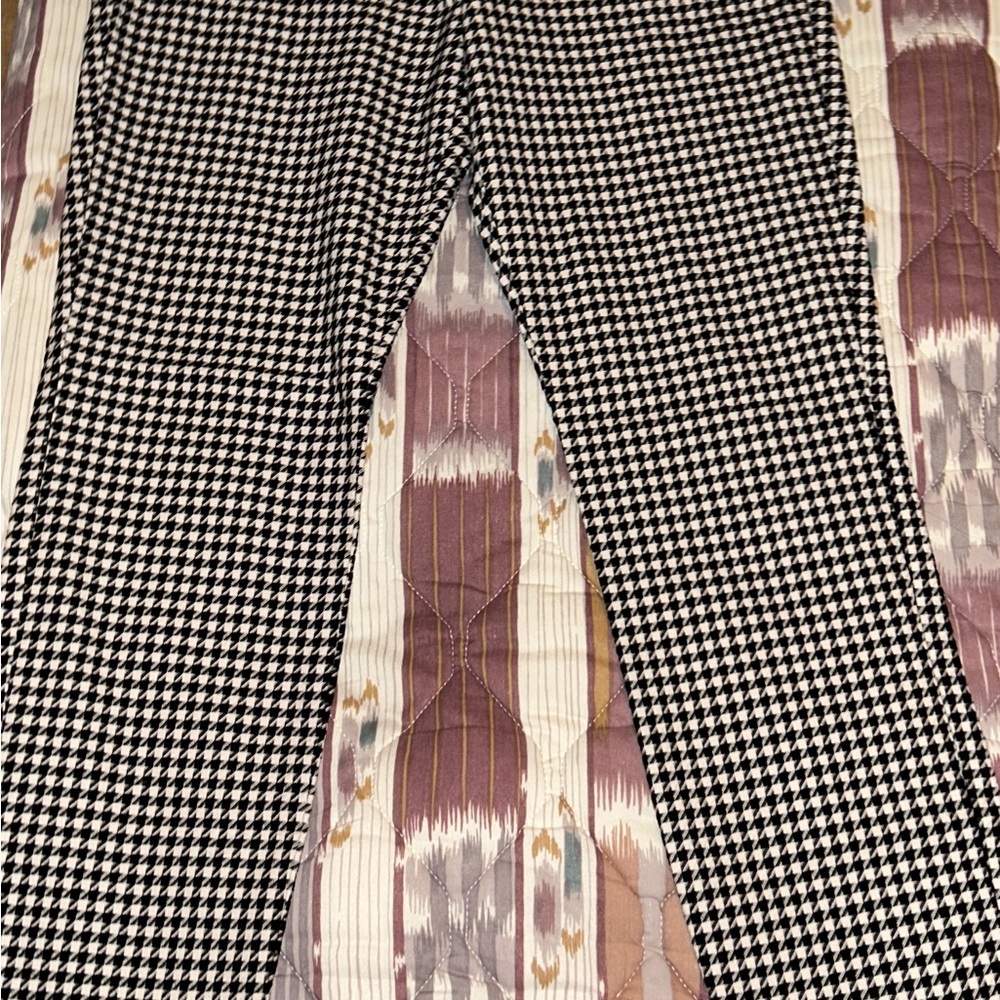 Old Navy Black and White Houndstooth Pants